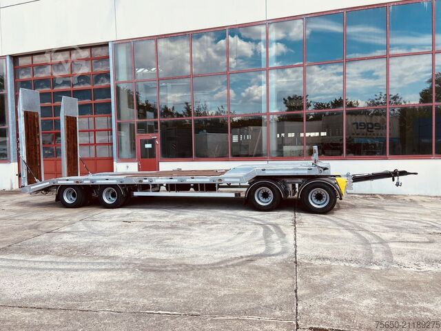 Remolque de plataforma baja Möslein T 4 VB F  4 Achs Tieflader- Anhänger, Neufahrzeug