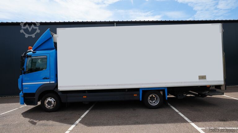 Рефрижераторная/морозильная транспортировка Mercedes-Benz Atego 1224 frigo truck meat hooksystem 409.000km