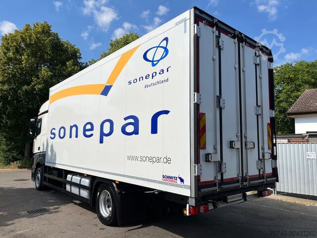 Kovček Mercedes-Benz Actros 1842 4-ACHS ZUG SCHMITZ KOFFER DURCHLADER