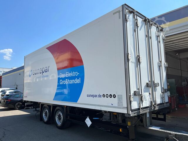 Kovček Mercedes-Benz Actros 1842 4-ACHS ZUG SCHMITZ KOFFER DURCHLADER