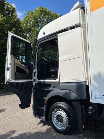 Kovček Mercedes-Benz Actros 1842 4-ACHS ZUG SCHMITZ KOFFER DURCHLADER