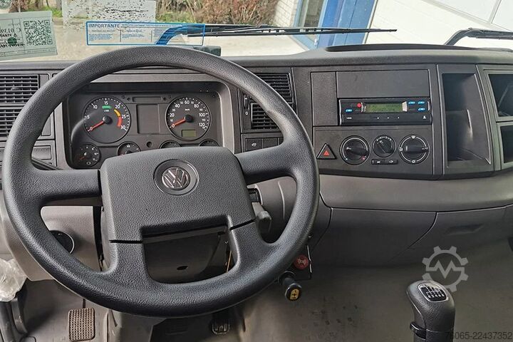 Lori sampah Volkswagen Constellation 31.320 DC Tipper Truck (5 units)