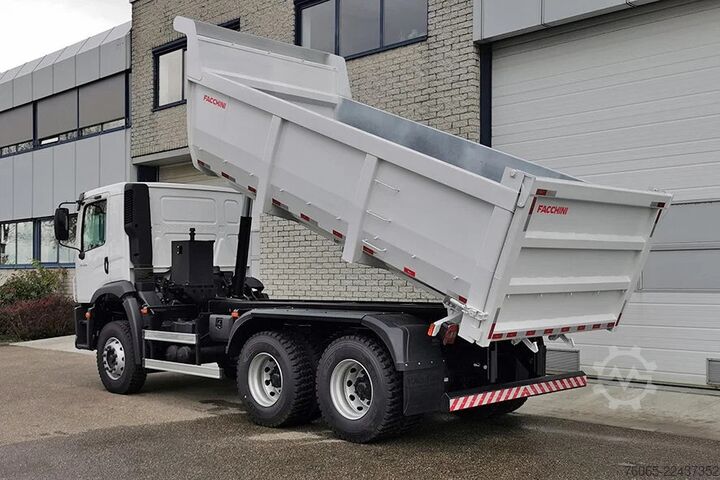 Lori sampah Volkswagen Constellation 31.320 DC Tipper Truck (5 units)
