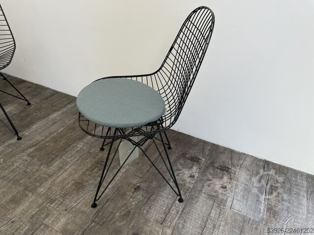 Arredamento per ufficio Designermöbel office furniture USM Haller, Vitra, Menu, table chairs