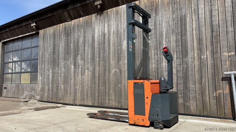 Manual stacker Mic gh 130s 350T