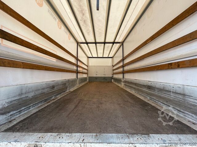Camión plataforma con toldo MAN TGL 12.220 BL/ 7m Pritsche/ LBW 1.5t/ AC/