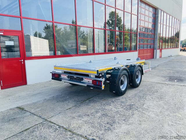 Reboque Möslein TMH 2  14 t Tandem- Absetzmuldenanhänger,geschlossenen BodenNeufahrzeug