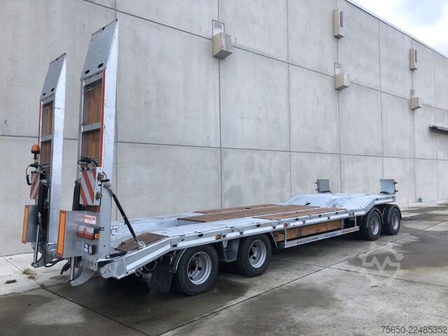 Zema kravnes piekabe Möslein T 4 VB H1  neuer 4 Achs Tieflader hydraulischen Rampen