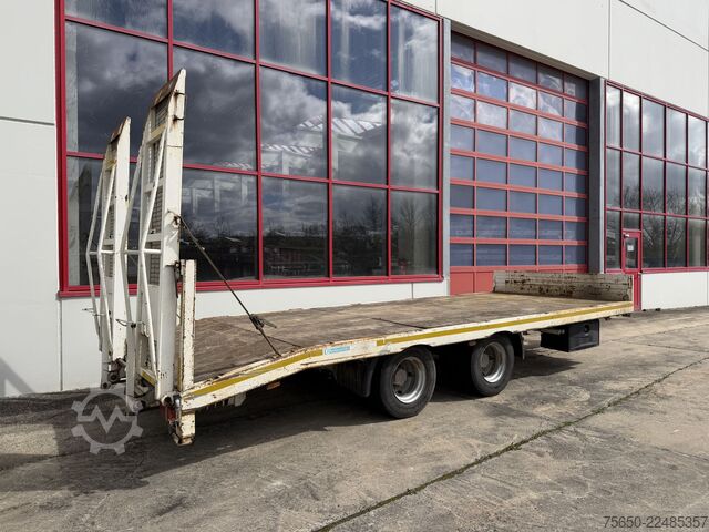 Полуприколка со ниско лежиште Blomenröhr 688/18000  19 t Tandemtieflader, wenig Benutzt