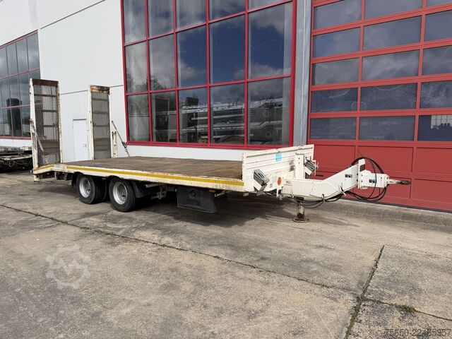 Полуприколка со ниско лежиште Blomenröhr 688/18000  19 t Tandemtieflader, wenig Benutzt