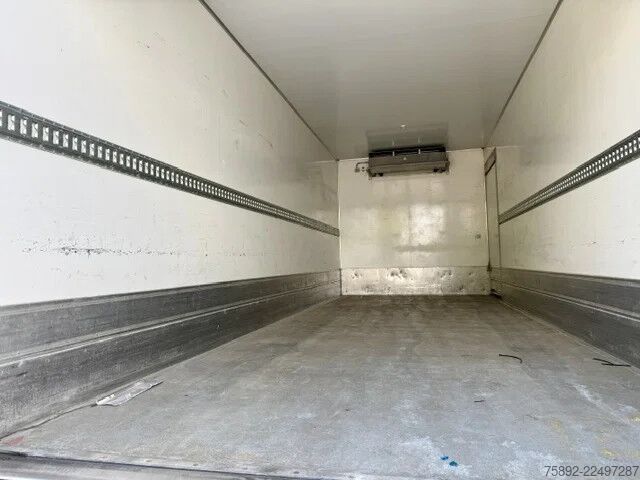  Renault D 12.220 / Carrier Supra 750 / LBW