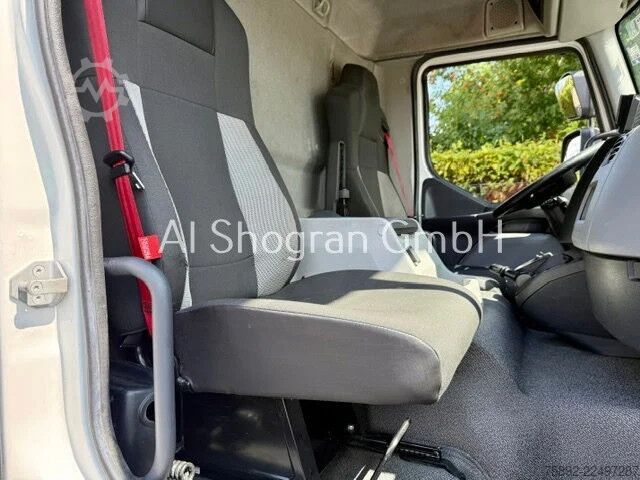 Transportasi berpendingin/beku Renault D 12.220 / Carrier Supra 750 / LBW