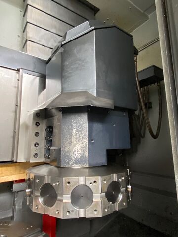  DOOSAN VT900M