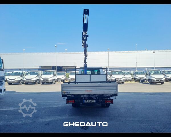 Minibus IVECO 35C15 - CASSONE + GRU