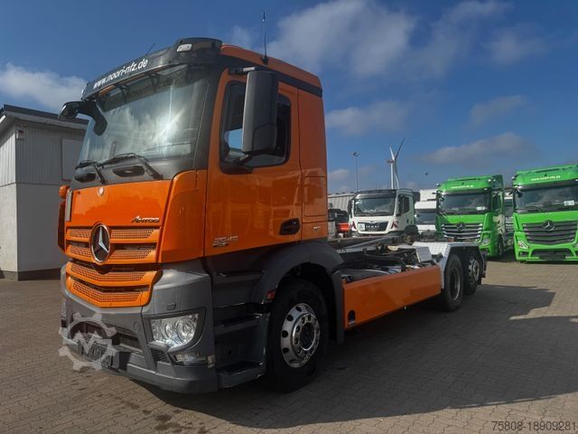Āķa konteineru automašīna MERCEDES-BENZ Actros 2545 Aroller VDL 21-6200 Lift/Lenk