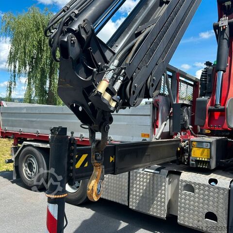 Three-sided tipper truck MAN TGS 28.480 6x4-4 ALLRAD KRAN 19m SEILWINDE Wechs