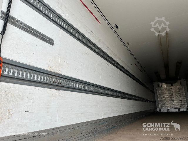 Рефрижераторний напівпричіп Schmitz Cargobull Reefer Standard Taillift