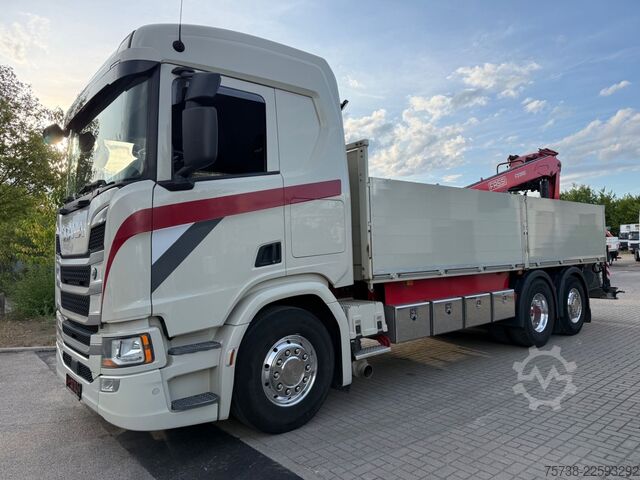 Tovornjak s ploščadjo SCANIA R500 6x2*4 Baustoff Fassi 215/Retarder/Vollluft