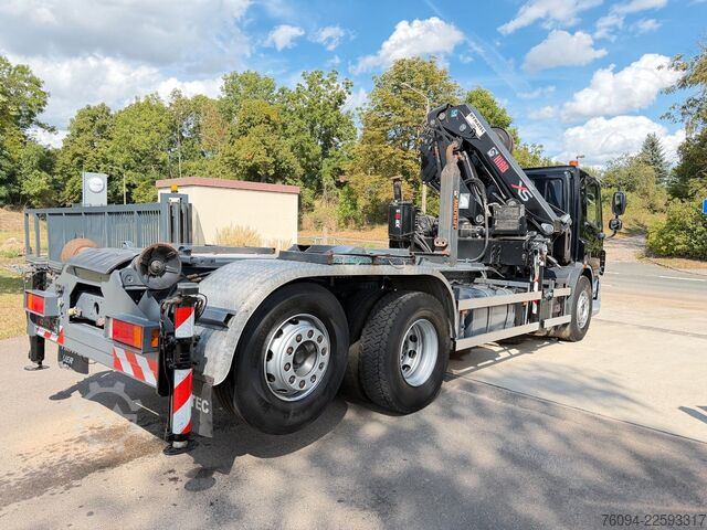 Camión portacontenedores de gancho DAF CF 6x2 lift/lenk Abrollkipper KRAN 22m FUNK