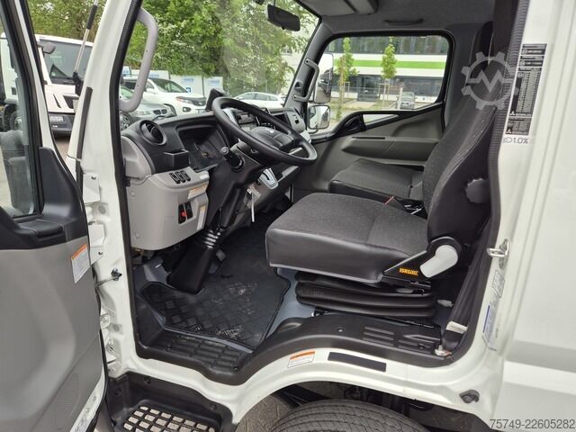 Transportador con plataforma y toldo Fuso Canter 7C18 Aut., Bordwand Pritsche Plane 6Tkm!
