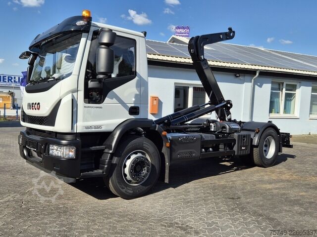 Camión portacontenedores de gancho iveco Euro Cargo 180E32 4x2 Abrollkipper Knick / Tele