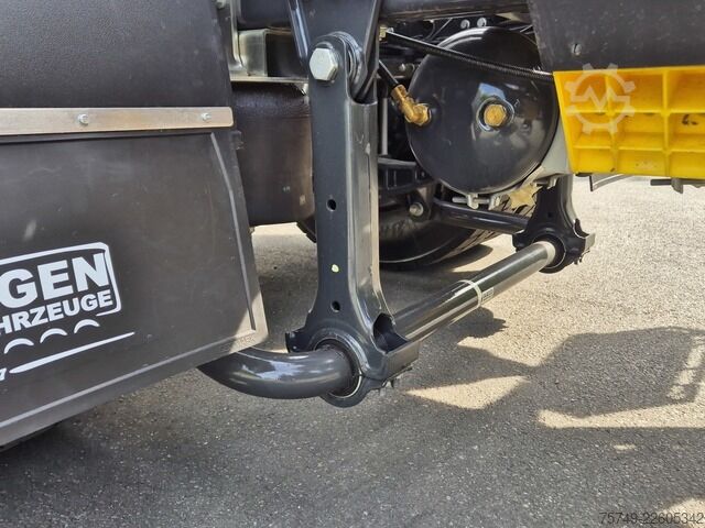 Camión portacontenedores de gancho iveco Euro Cargo 180E32 4x2 Abrollkipper Teleskoparm