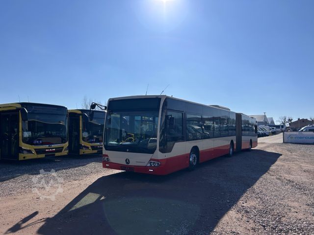 Stadsbuss MERCEDES-BENZ Conecto G 43+100 21x vorhanden