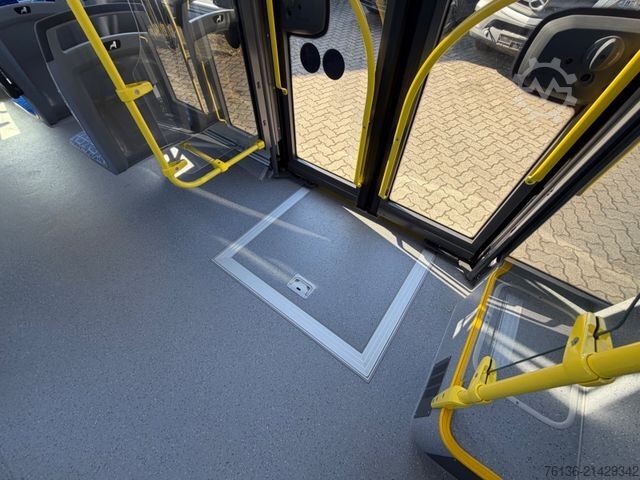 都市バス MAN Lions City 32+69 3x Doppeltür  Rollstuhl 12m