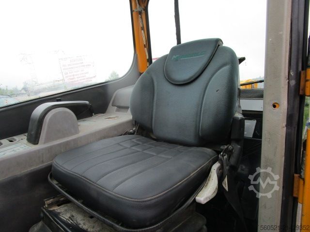 Kruti teleskopski manipulator Merlo P40.9 - 9m 4 Ton.- mit Palettengabel