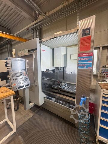 CNC - Bearbeitungszentrum - Vertikal DECKEL MAHO DMC 835 V