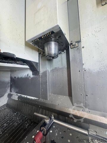 CNC - Bearbeitungszentrum - Vertikal DECKEL MAHO DMC 835 V