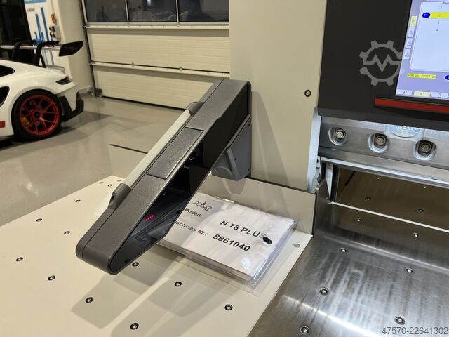 Mašina za sečenje papira Polar Mohr N 78 Plus Paper Guillotine 