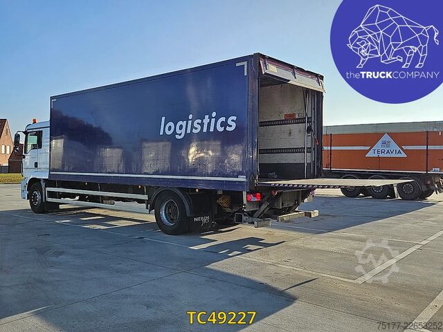 Chiếc vali MAN TGM 290