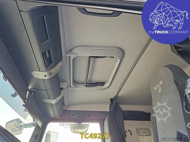 Chiếc vali MAN TGM 290