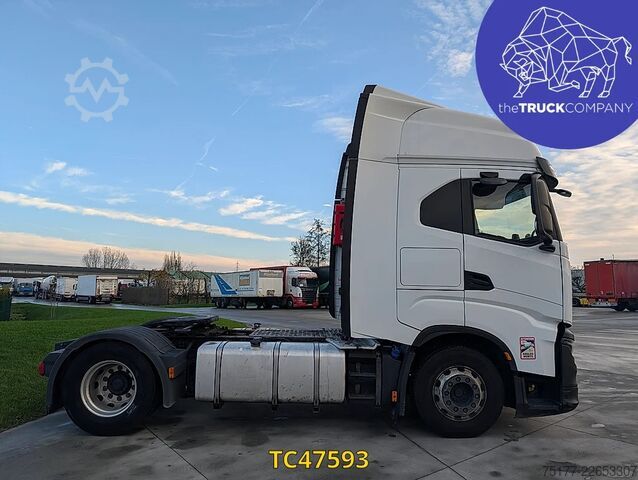 スタンダード-SZM Iveco S-Way 480