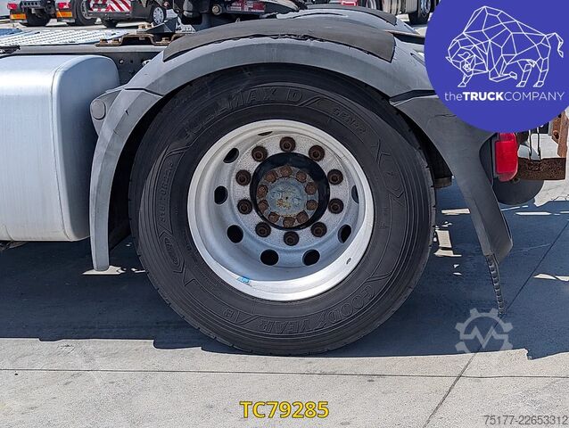 スタンダード-SZM DAF CF 85 440