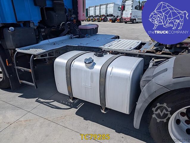 スタンダード-SZM DAF CF 85 440