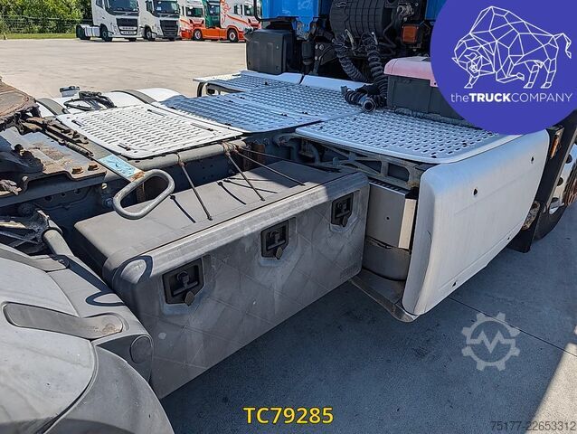 スタンダード-SZM DAF CF 85 440