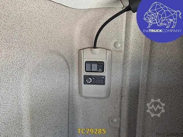 Standard SZM DAF CF 85 440