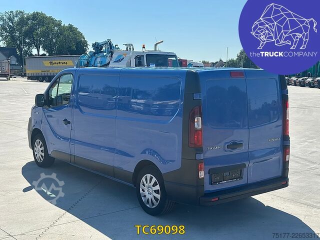パネルバン Renault Trafic 1.6 DCI