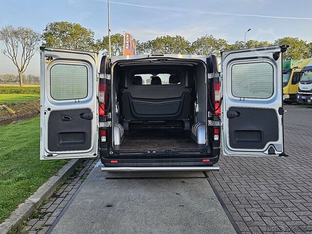 Break à toit surélevé RENAULT TRAFIC 2.0 DCI L2 Dubbel Cabine NAP