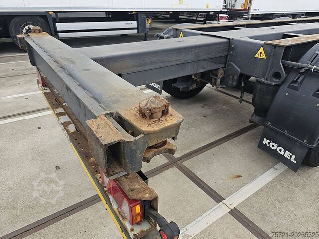 Transport av containere KOGEL S 24-2 PORT SIMPLEX SAF 40 2X20 30 FT