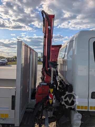 Mobile crane truck Fuso Canter 9C18 Fassi M40 Pritsche 4,5 m