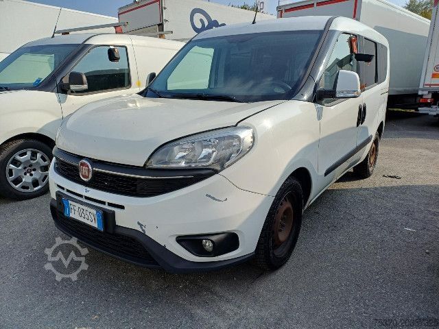 Skåpbil Fiat Doblò Cargo Combi 1.6 Mu