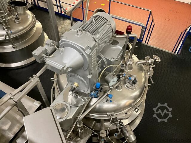 2911 liter heatable/coolable Becomix process vessel made of V4A with anchor agitator. Becomix 9588