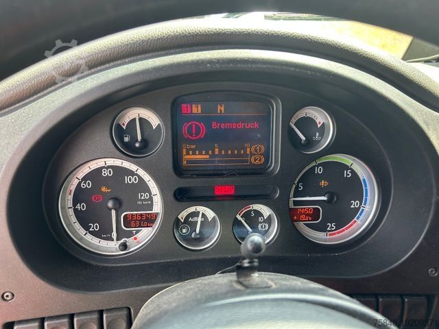 Volumen SZM DAF 105.460-Euro5 EEV-Intarder-Motor läuft