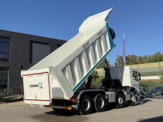 Kipper Volvo FMX 500 FMX13 500 8X4 13L Eckige Mulde Kipper