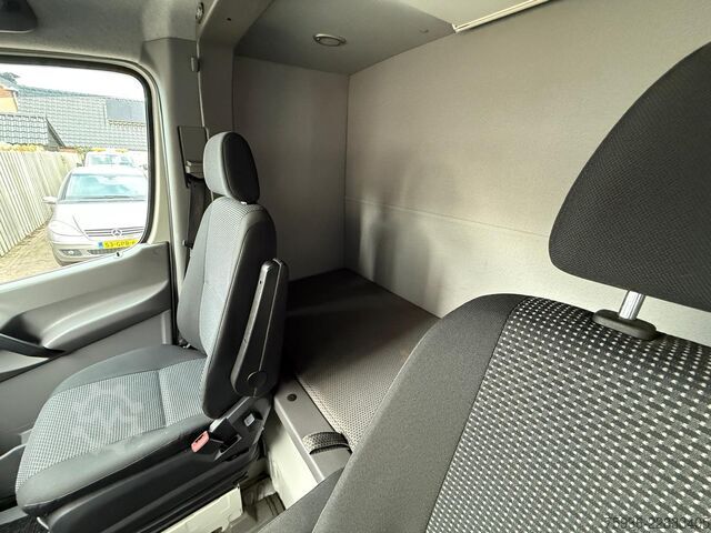 BE-SZM Mercedes-Benz Sprinter 519 V6 Be Trekker 8.5 Ton Sleepcab Cra...
