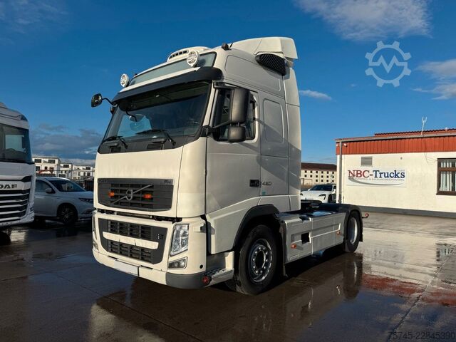 Đầu kéo tiêu chuẩn VOLVO FH 460 * STANDKLIMA * GLOBETROTTER  XL *2XTANK *