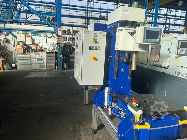 Prensa de husillo Mez Stroje s.r.o elektrische Rotorpresse